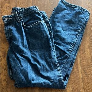 Like new flannel lined Carhartt women’s jeans. Size 10x30.